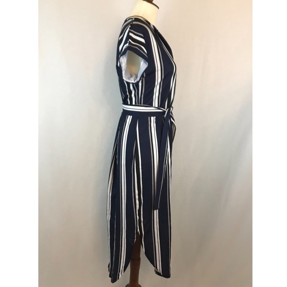 Navy & White Striped Short Sleeve O-Neck Midi - Picture 6 of 8